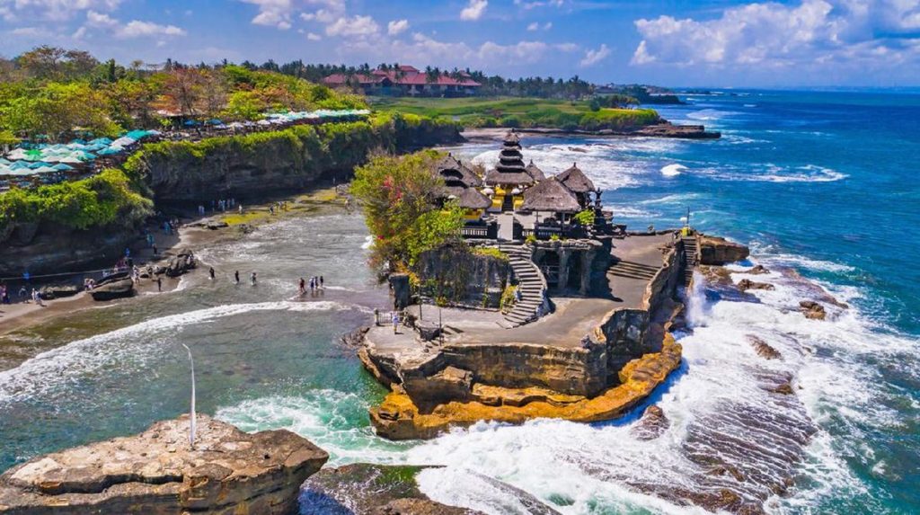 tanah-lot